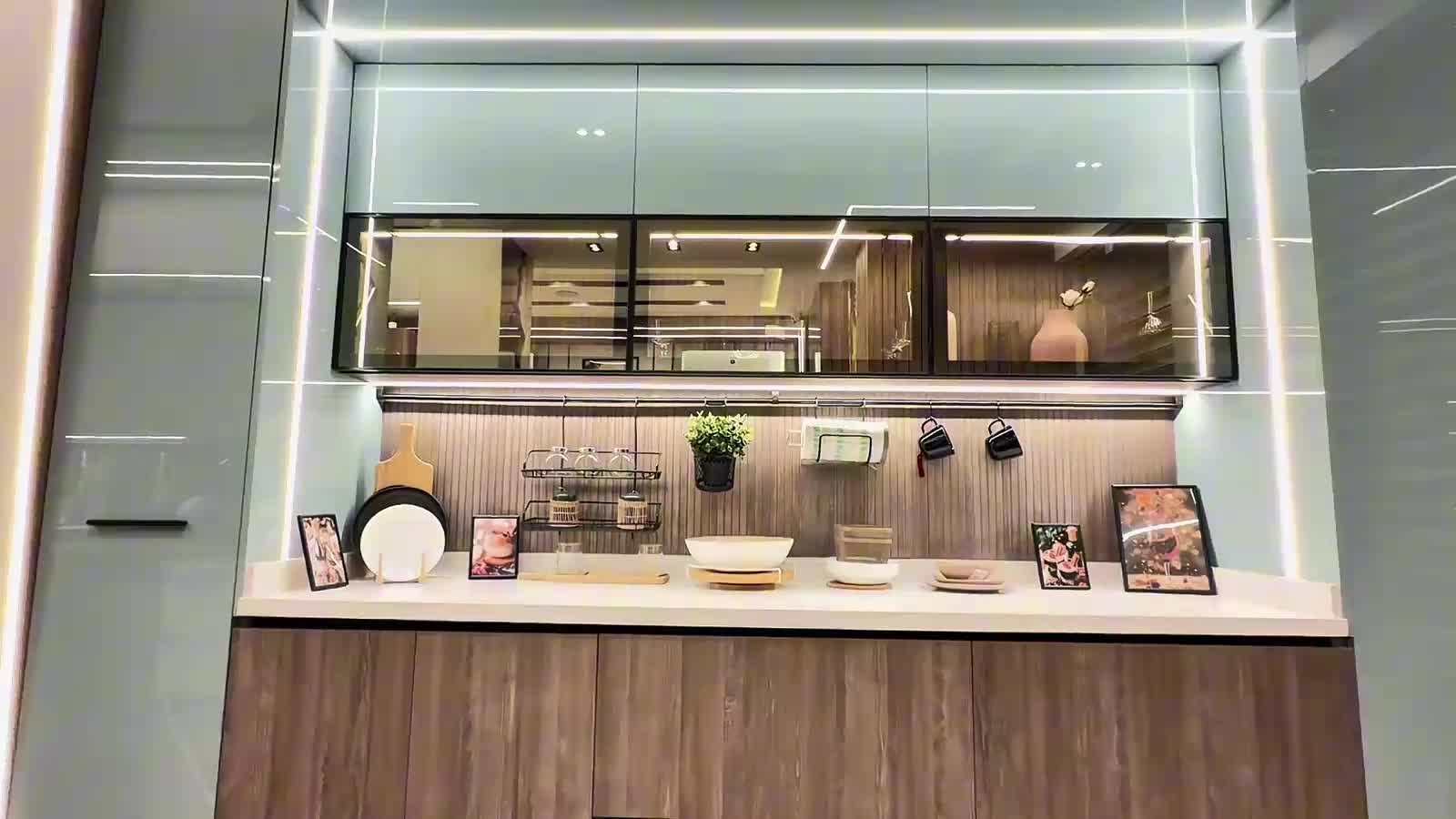 Unique Design kitchen showroom